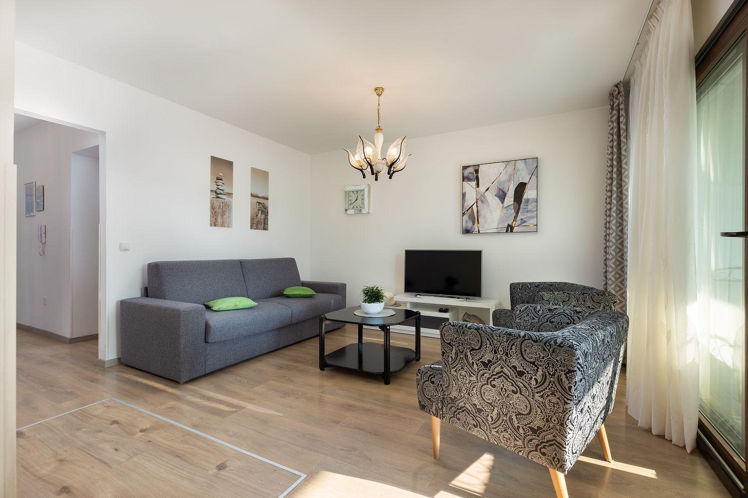 Neu Renovierte Ferienwohnung Mit Klima, Wlan, Terrasse Und Grill بولا المظهر الخارجي الصورة