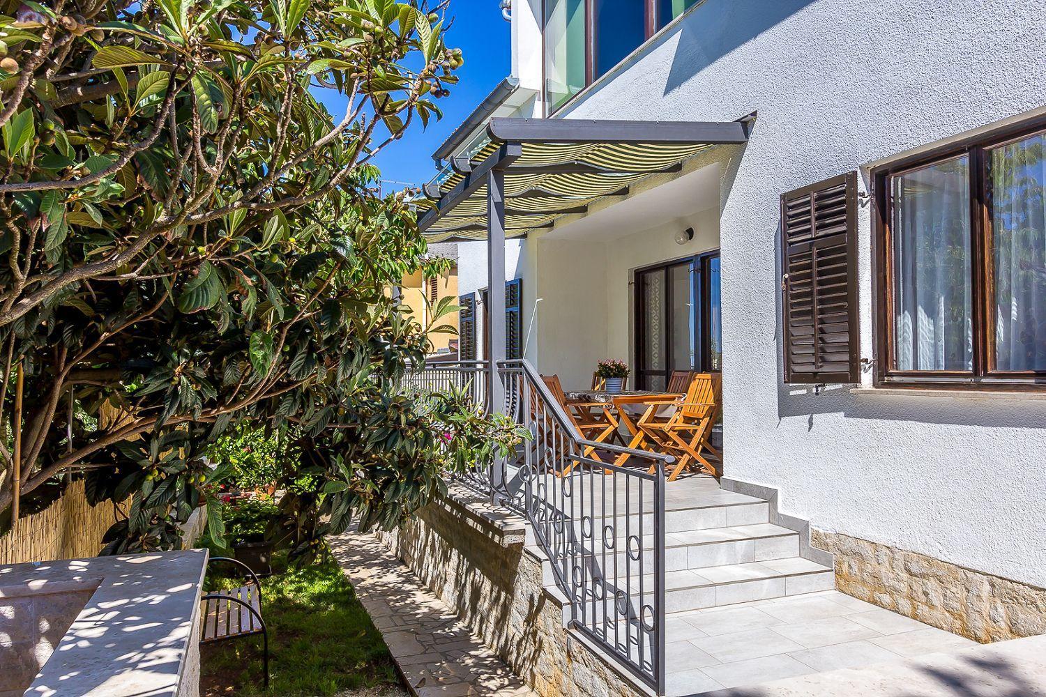 Neu Renovierte Ferienwohnung Mit Klima, Wlan, Terrasse Und Grill بولا المظهر الخارجي الصورة